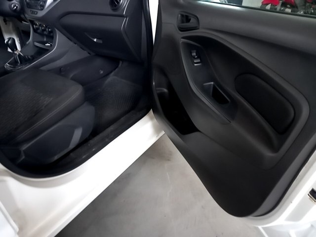 Vehicle_photo_9