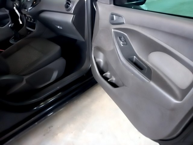 Vehicle_photo_9