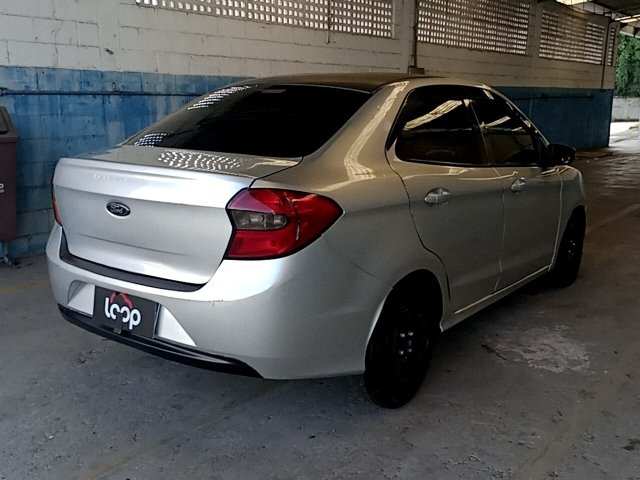 Vehicle_photo_4