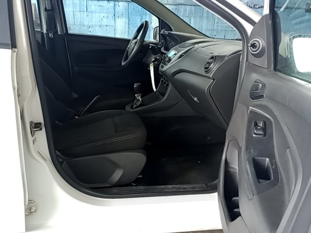 Vehicle_photo_9