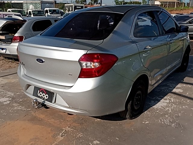 Vehicle_photo_4