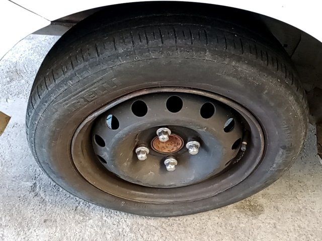 Vehicle_photo_16