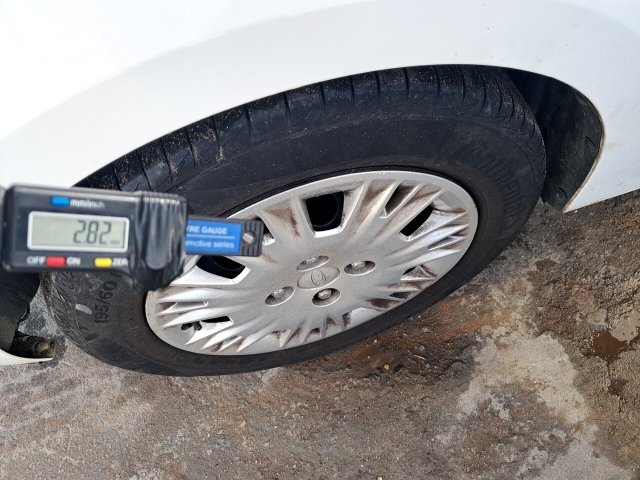 Vehicle_photo_13