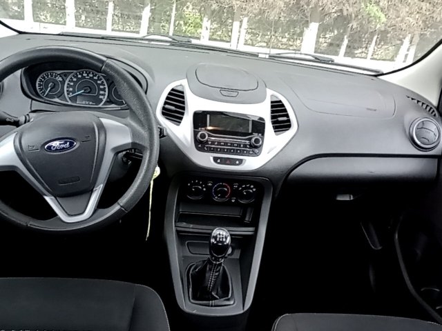 Vehicle_photo_7