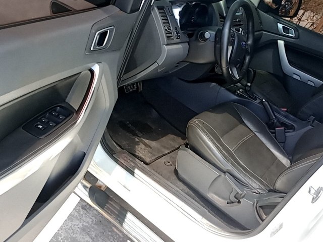 Vehicle_photo_9