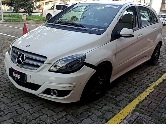 Veículo Mercedes-Benz B M.BENZ B 180 2010/2011 com avarias e funcionamento regular 2011 em leilão