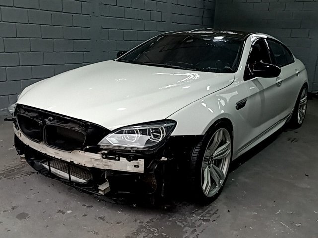 Veículo BMW M6 BMW M6 Gran Coupe 2013 Conservado com Riscos e Amassados 2014 em leilão