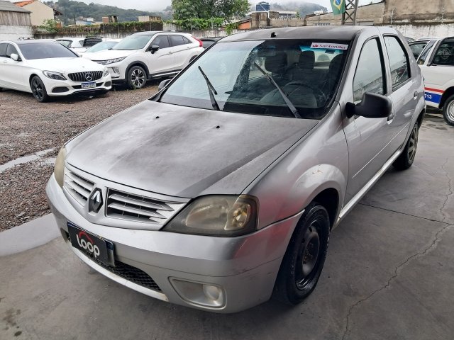 Veículo Renault Logan Renault Logan AUT 1016V 2009/2010 2010 em leilão