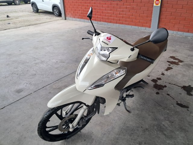 Vehicle_photo_1