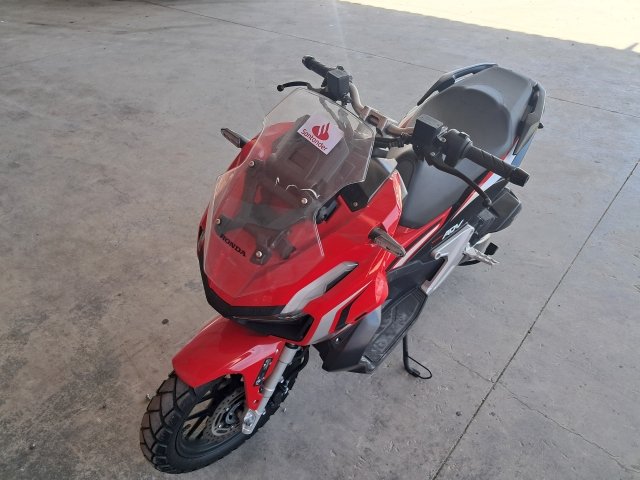 Veículo HONDA ADV Honda ADV 150 2022 Vermelha, Automático, Conservado 2022 em leilão