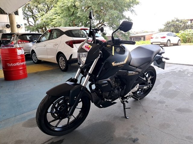 Veículo YAMAHA FZ15 Yamaha FZ15 Fazer ABS 2025/2025 2025 em leilão