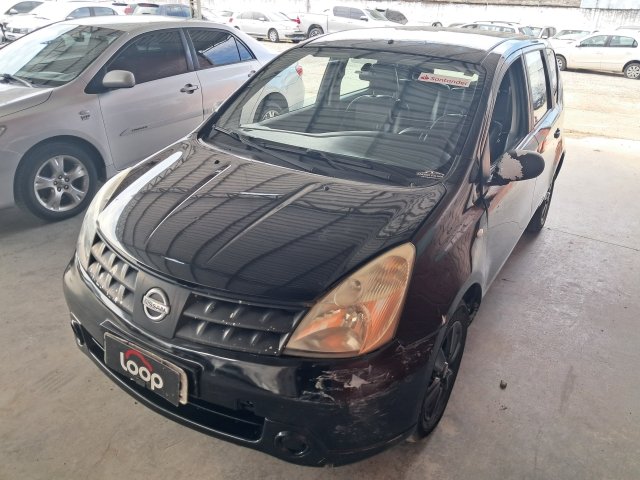 Veículo Nissan Livina Nissan Livina 16S 2011 Conservado com avarias na lataria 2012 em leilão