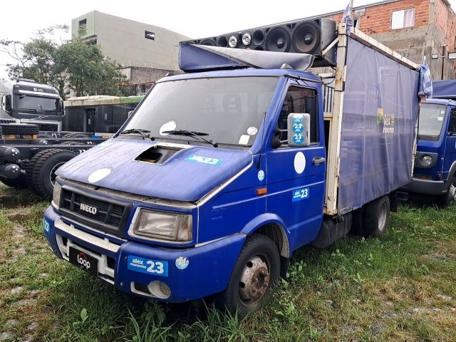 Veículo IVECO Daily IVECO DAILY5013 CC1 2005/2006 com motor não funcionando 2006 em leilão