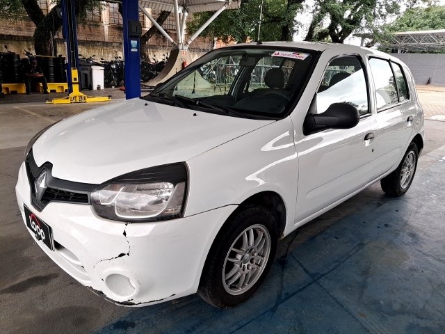 Veículo Renault Clio RENAULT CLIO EXP1016VH 2014/2015 2015 em leilão