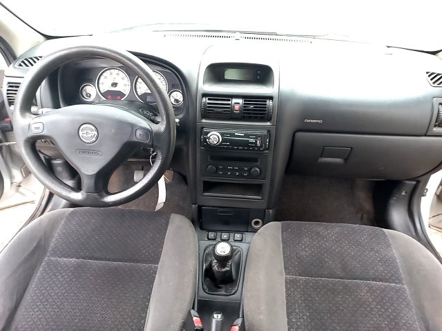 Vehicle_photo_7
