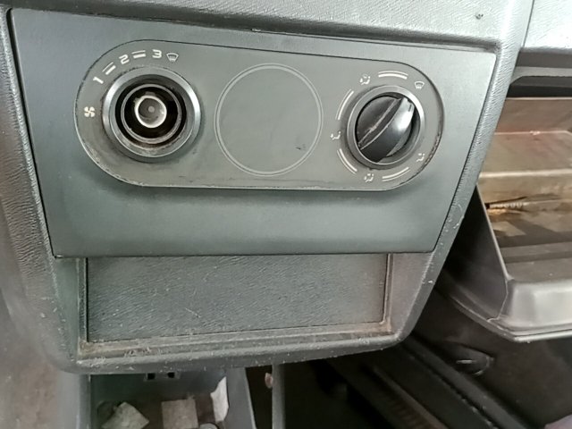 Vehicle_photo_2