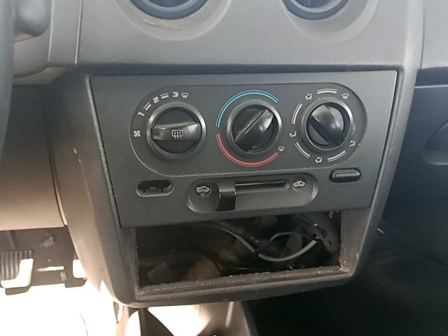 Vehicle_photo_6