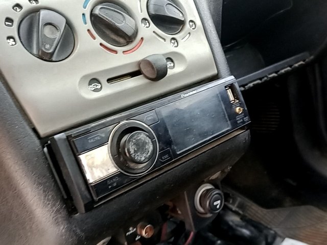 Vehicle_photo_6