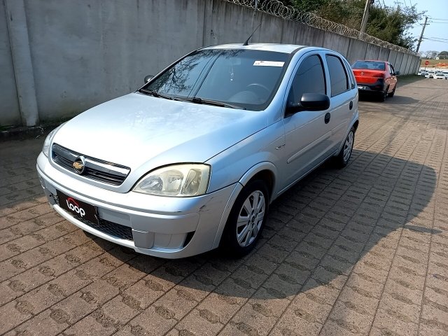 GM Corsa Hatch Maxx 2010 Conservado com Avarias