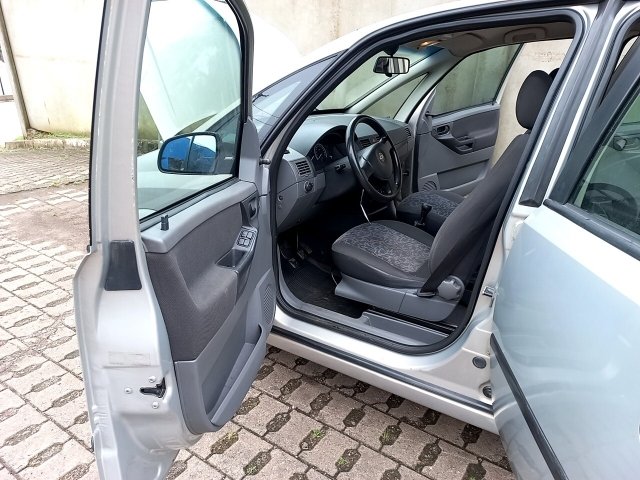 Vehicle_photo_8