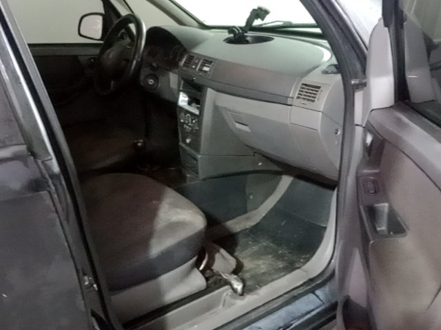 Vehicle_photo_9