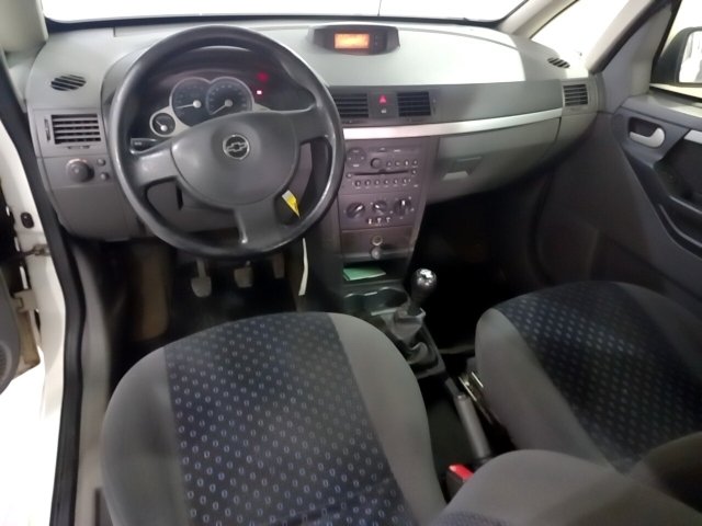 Vehicle_photo_7