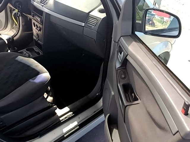 Vehicle_photo_9