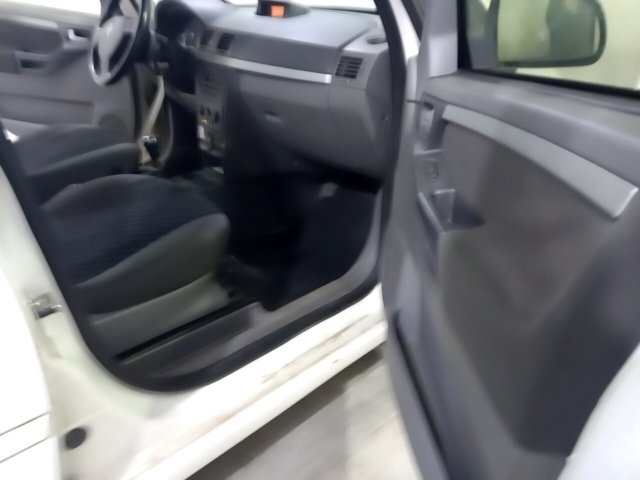 Vehicle_photo_9