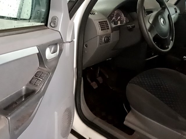 Vehicle_photo_8