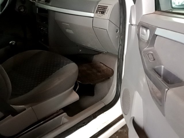 Vehicle_photo_9