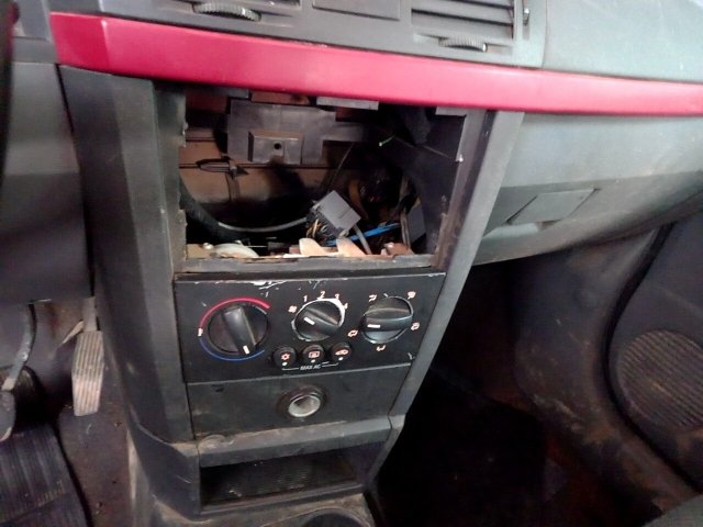 Vehicle_photo_6