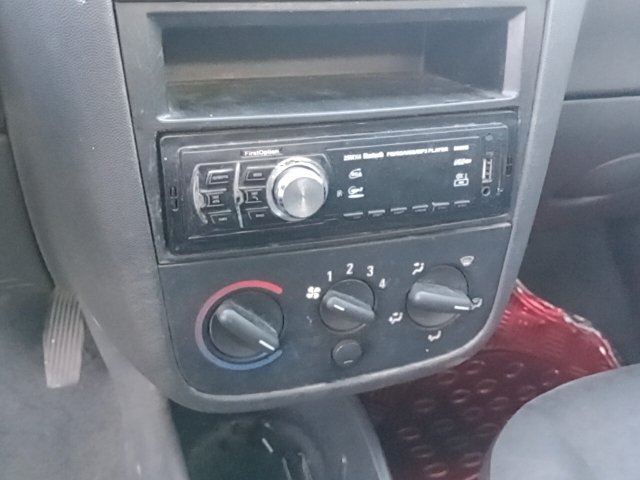 Vehicle_photo_6