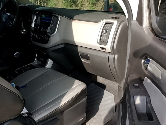 Vehicle_photo_9