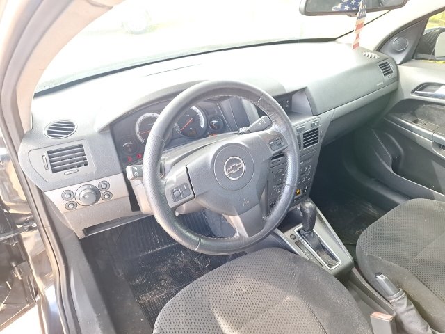 Vehicle_photo_7