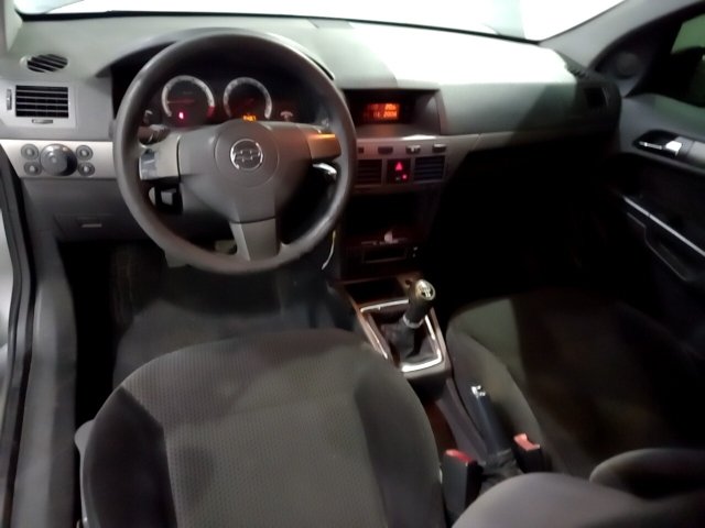 Vehicle_photo_7