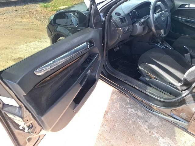 Vehicle_photo_8