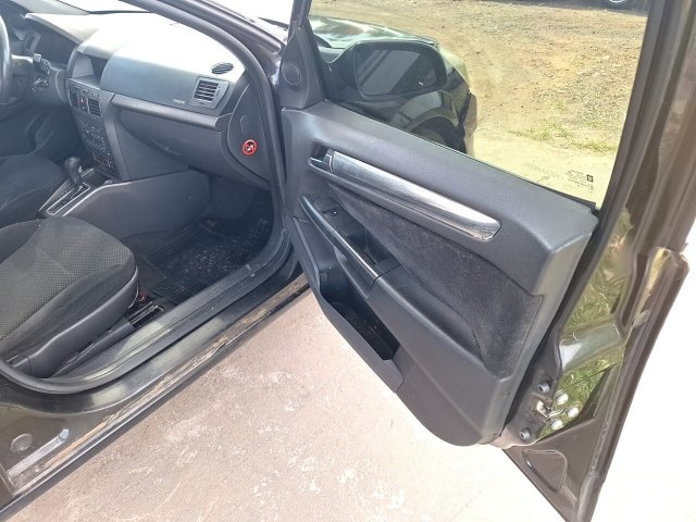 Vehicle_photo_9