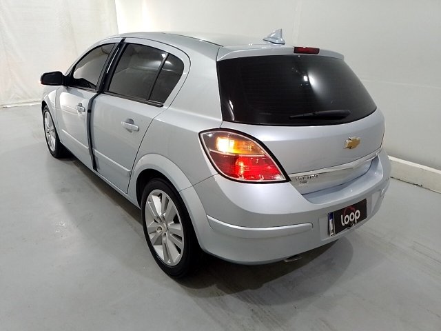 GM VECTRA HATCH 4P GT Traseira Motorista