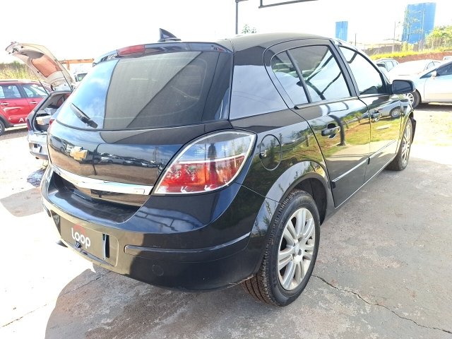 Vehicle_photo_4