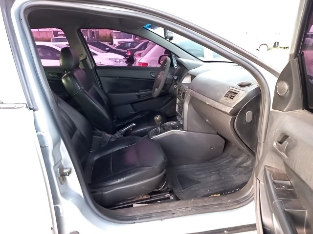 Vehicle_photo_9