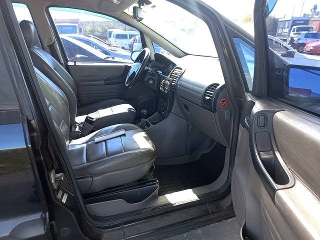 Vehicle_photo_9