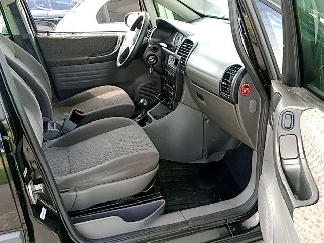 Vehicle_photo_9