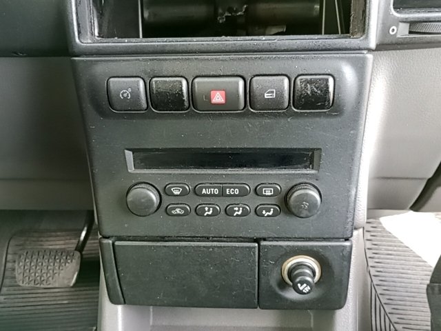 Vehicle_photo_6