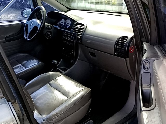 Vehicle_photo_9