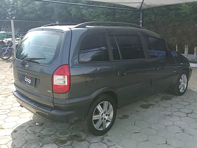 Vehicle_photo_4