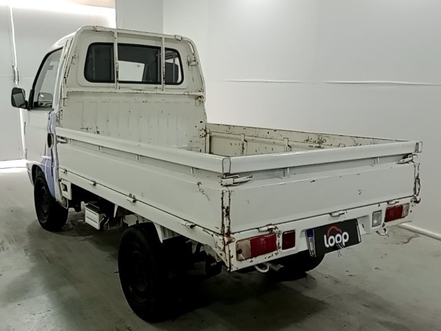 Vehicle_photo_3