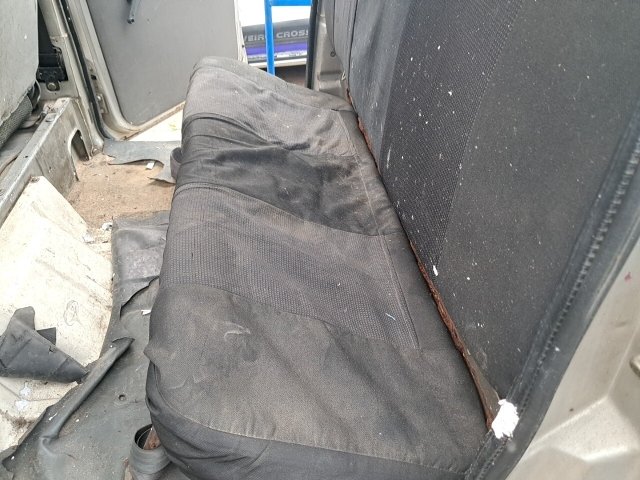 Vehicle_photo_12