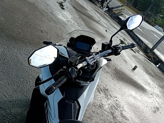 Vehicle_photo_7