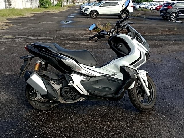 Vehicle_photo_9