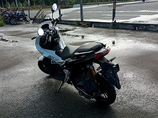 Vehicle_photo_3